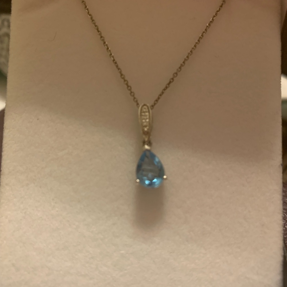 Beautiful necklace for your lady’s from Belk.